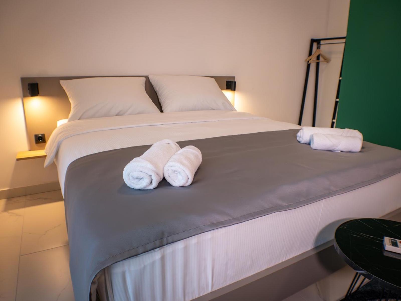 Sunny Corner Apartments วิโซโค ภายนอก รูปภาพ