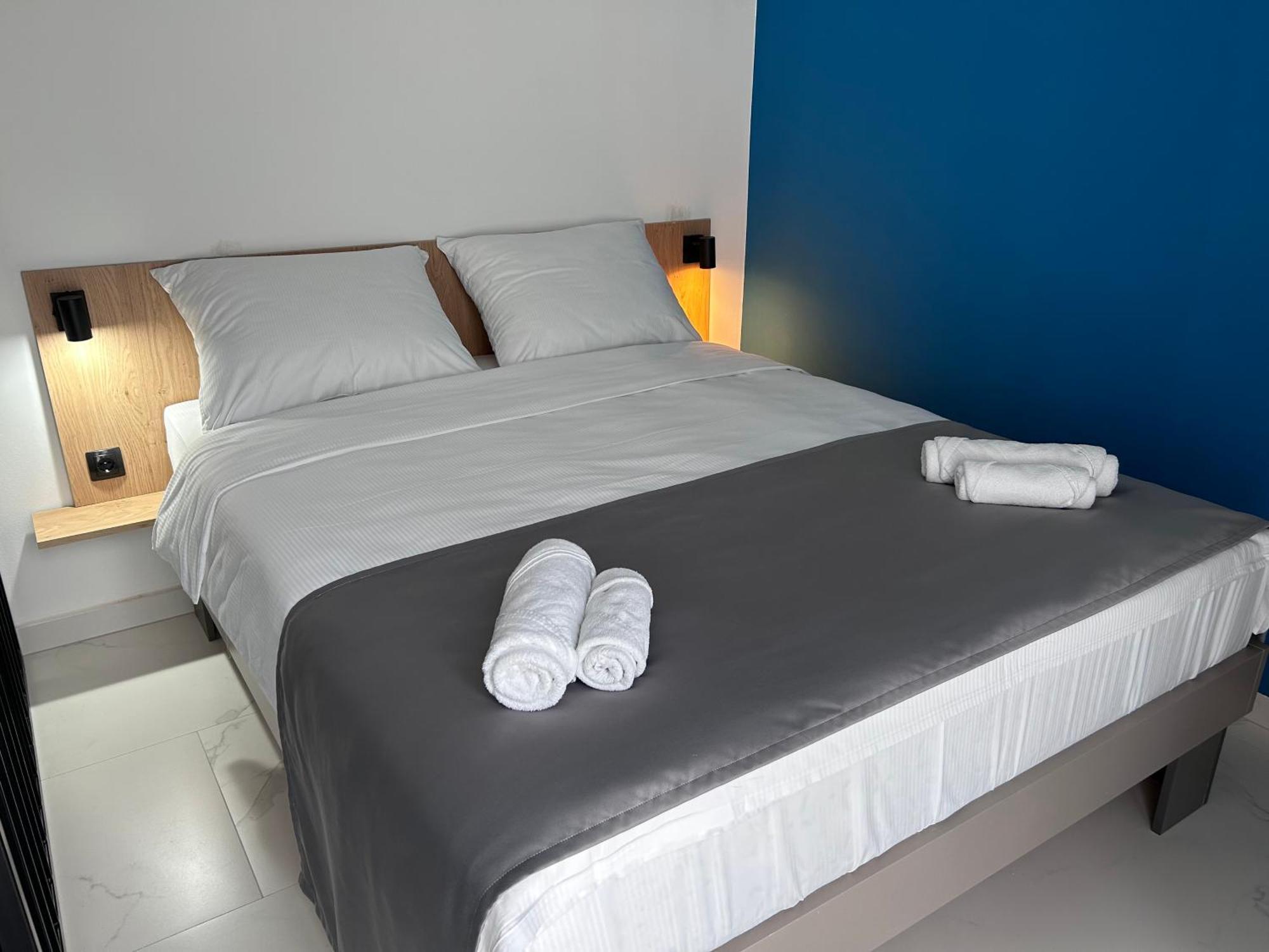 Sunny Corner Apartments วิโซโค ภายนอก รูปภาพ