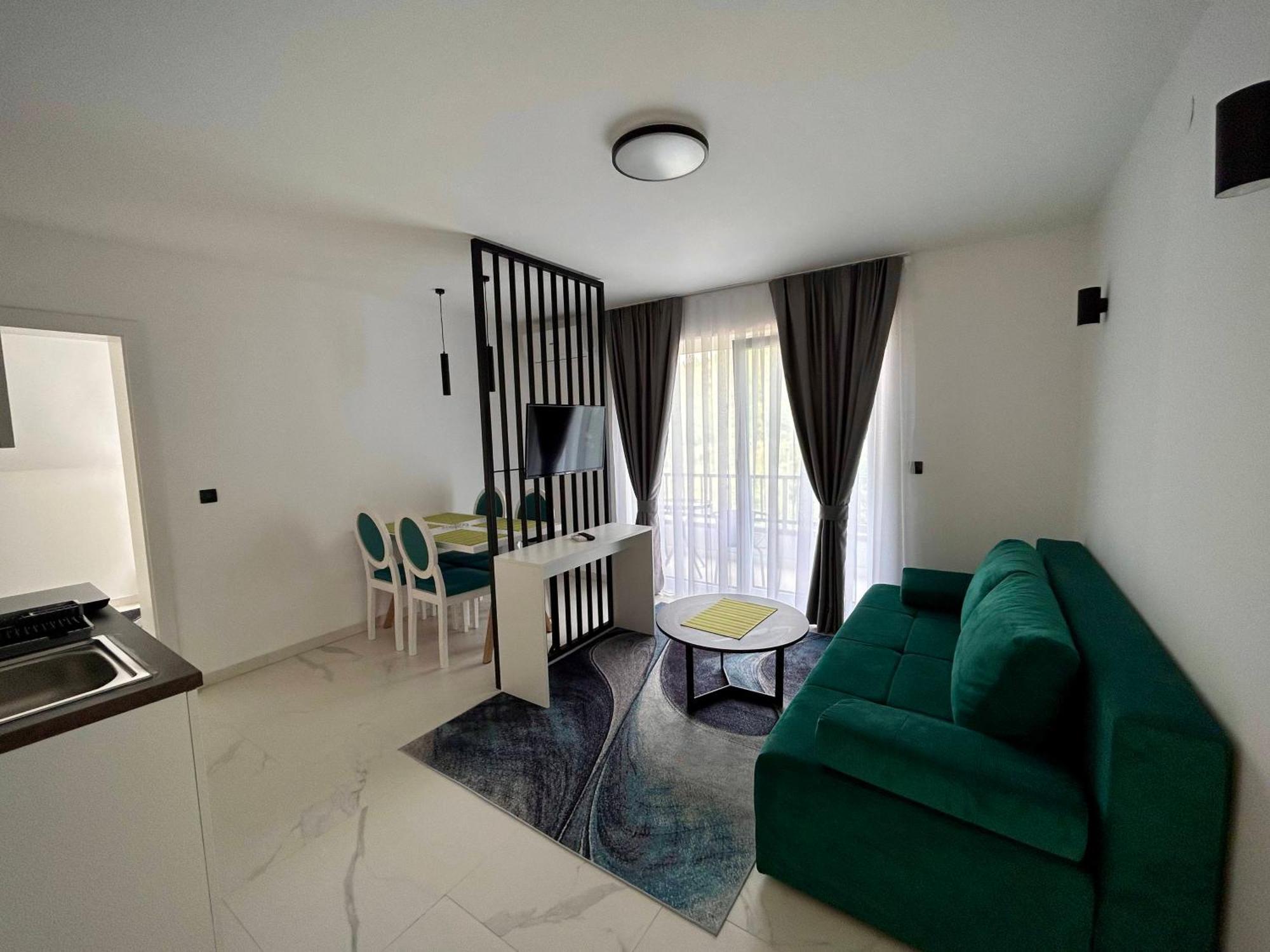 Sunny Corner Apartments วิโซโค ภายนอก รูปภาพ